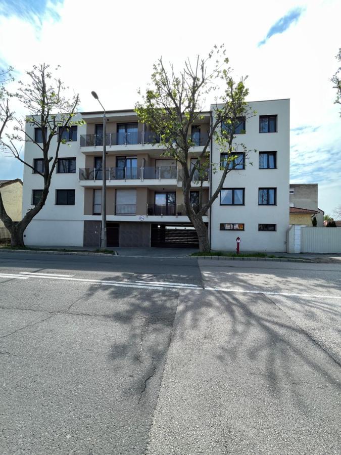 Mar Vartalak Siófok Buitenkant foto